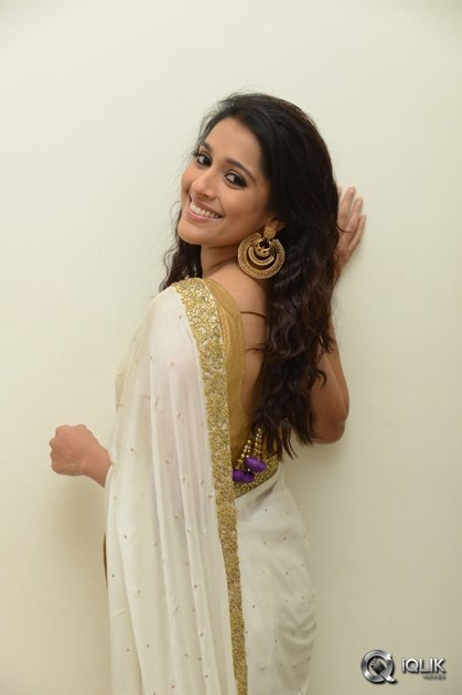 Rashmi-Gautam-at-Guntur-Talkies-Movie-Audio-Launch